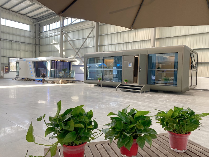 【德瀾仕】——邀您入住民宿太空艙，享夢幻星空之旅……